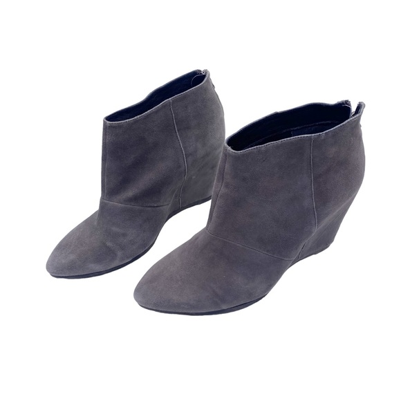Aldo gray suede wedge booties size 9 - Picture 2 of 10